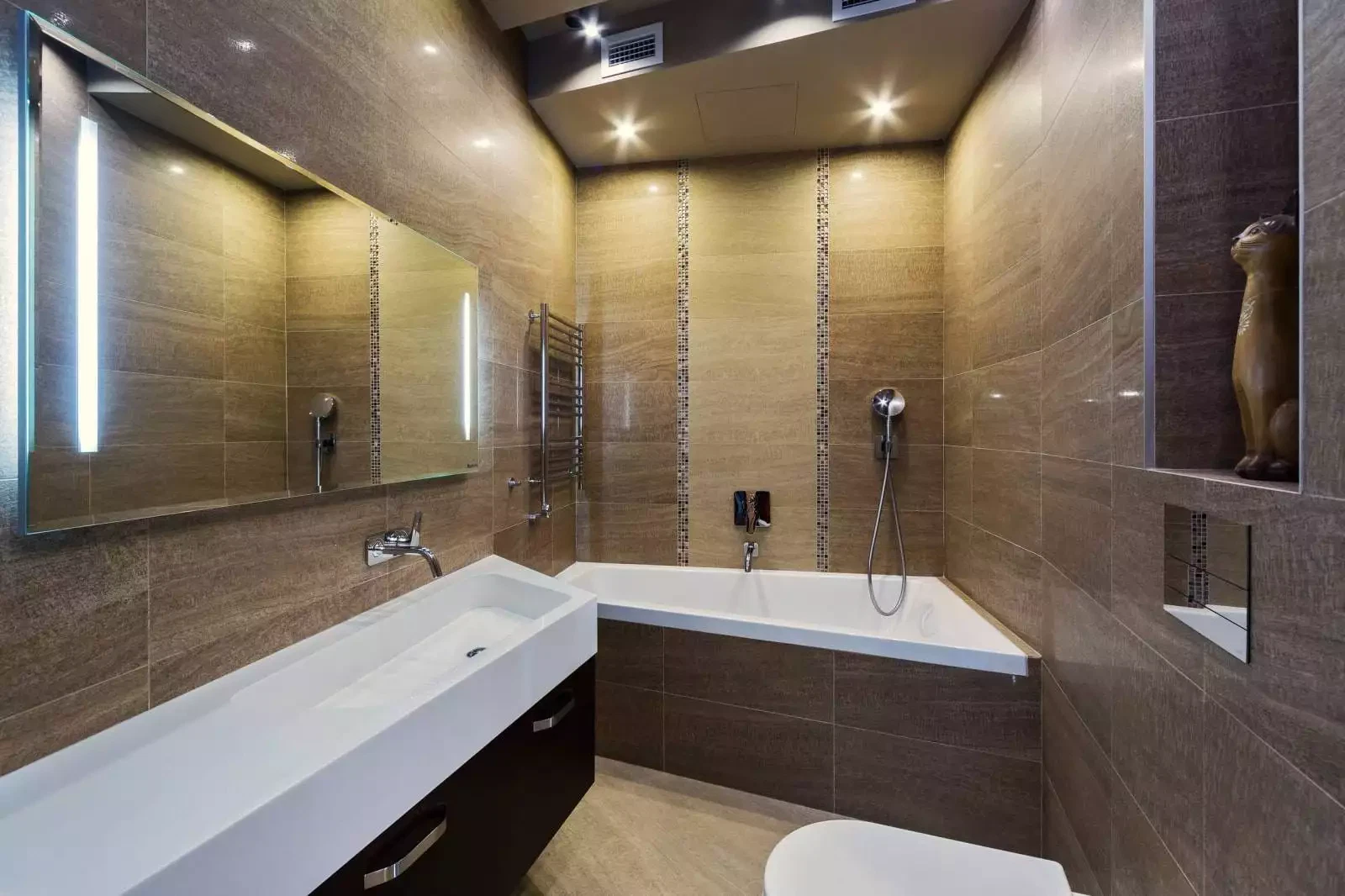 uglovaya-vanna-v-interere_5d6195d41dd4d